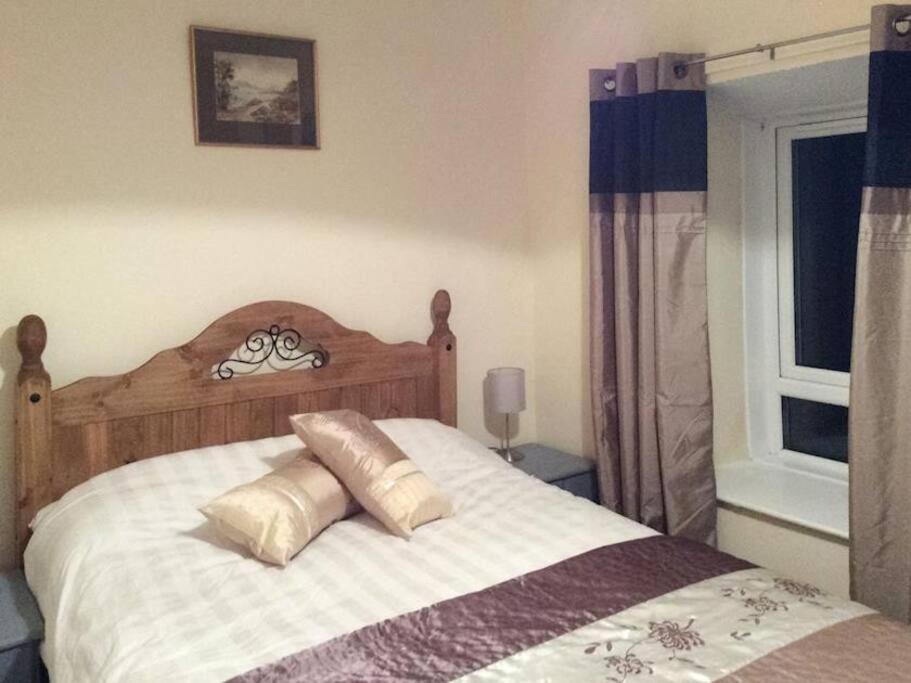 Cosy Terrace Cottage Built Into The Mountain Side. Blaenau Ffestiniog Esterno foto